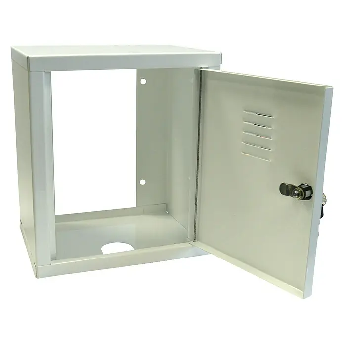 Armario exterior para programadores - L x An x Al: 20 x 27 x 30,5 cm, Metal, Blanco - Un armario metálico blanco con puerta abierta, ideal para ofrecer una solución de almacenamiento seguro en talleres, oficinas o almacenes.