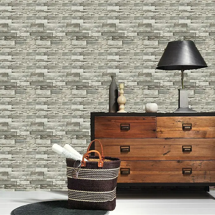 Papel pintado Tablones Madera - Marrón/Beige/Blanco, Efecto madera, 10 x 0,53 m - La imagen muestra un detallado papel pintado no tejido con aspecto de piedra, que aporta un ambiente natural y rústico a cualquier estancia.