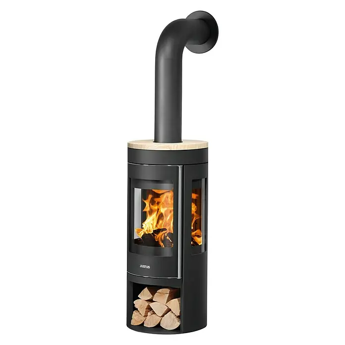 Justus Kaminofen Mino Trios 2.0 - 5,5 kW, Raumheizvermögen: 88 m³, Farbe Verkleidung: Sandstein, Schwarz - Ein moderner Justus Kaminofen mit Holzfach und Flammen, elegant designt und ideal für gemütliche Wärme.