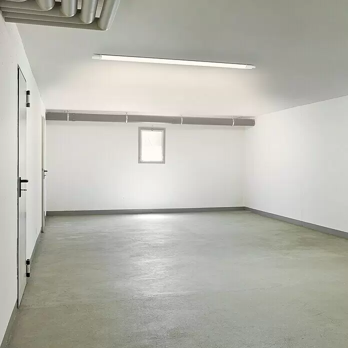 Ritter Leuchten LED-Feuchtraumlichtleiste Super Slim - L x B x H: 153 x 5,3 x 3,5 cm, Lichtfarbe: Neutralweiß, 24 W, IP65 - Stimmungsaufnahme