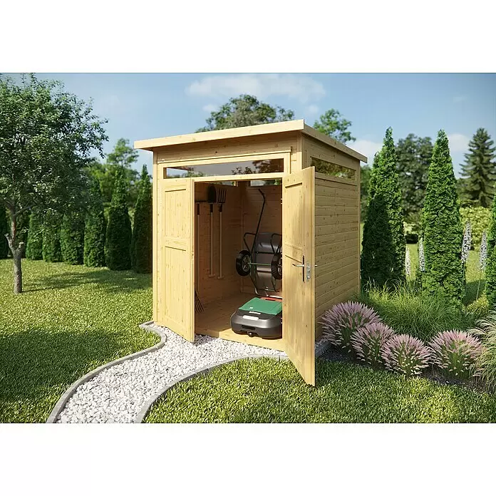 Weka Gartenhaus 265 Gr. 3 - Außenmaß inkl. Dachüberstand (B x T): 247 x 286 cm, Holz, Natur - Gartenschuppen aus Naturholz mit offenen Türen, der einen Rasenroboter, Schubkarre und Werkzeuge zeigt. Steht auf einem Kiesweg im Garten.