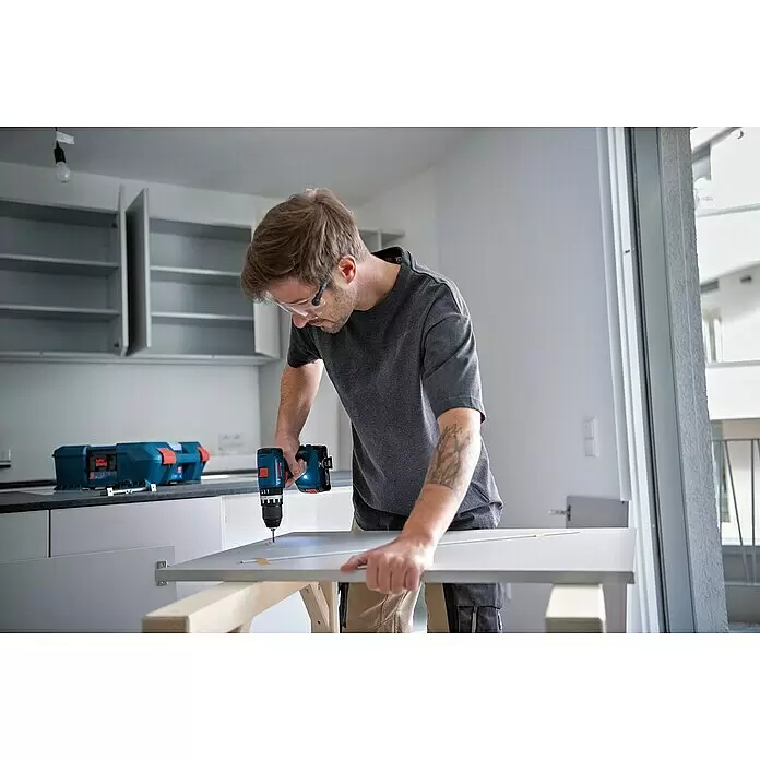 Bosch Professional AMPShare 18V Akku-Schlagbohrschrauber GSB 18V-45 - 18 V, Ohne Akku, 45 Nm, Ohne Zubehör - Anwendungsbeispiel