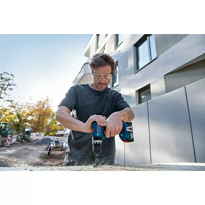Bosch Professional AMPShare 18V Maschinen-Set 2-Tool-Kit GSB + GBH - 18 V, 2 Akkus, 4 Ah, 6 -tlg. - Anwendungsbeispiel