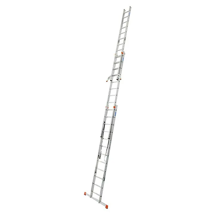 Krause Monto Mehrzweckleiter Tribilo - Arbeitshöhe: 9,3 m, Anzahl Tritte: 36 Stk., Belastbarkeit: 150 kg, Aluminium, Treppengängig - Eine lange, ausziehbare Aluminiumleiter mit orangen und grünen Akzenten auf schwarzem Hintergrund.
