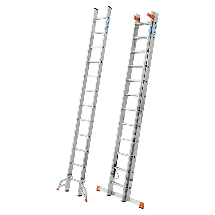 Krause Monto Mehrzweckleiter Tribilo - Arbeitshöhe: 9,3 m, Anzahl Tritte: 36 Stk., Belastbarkeit: 150 kg, Aluminium - Zwei silberfarbene Krause-Leitern stehen vor einem schwarzen Hintergrund. Die Leitern sind ausziehbar und mit rutschfesten Füßen ausgestattet.
