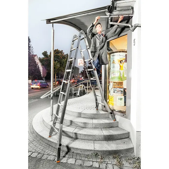 Krause Teleskopleiter TeleVario - Anzahl Tritte: 20 Stk., Arbeitshöhe: 6,05 m, Belastbarkeit: 150 kg, Aluminium - Eine vielseitige Aluminium-Mehrzweckleiter, die sowohl für den professionellen als auch privaten Gebrauch geeignet ist. Ideal für Arbeiten in verschiedenen Höhen.