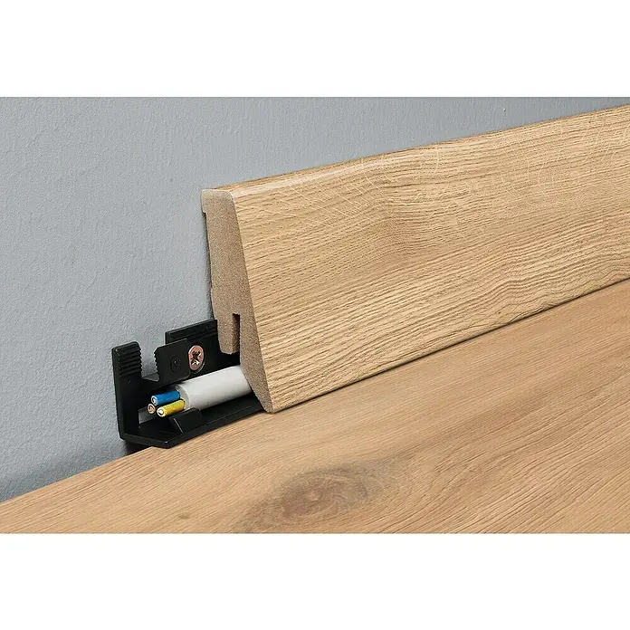 MyStyle Sockelleiste K58 C Golden Vista Oak - 260 cm x 18 mm x 58 mm, MDF - Sockelleiste mit integriertem Kabelkanal zur eleganten Kabelführung. Praktische Lösung für jedes Zuhause.