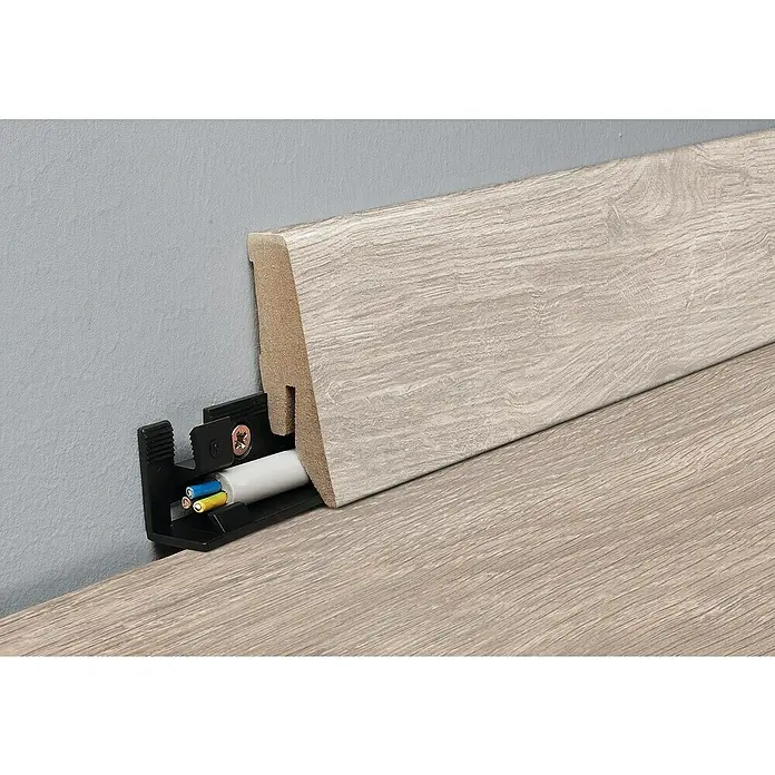 MyStyle Sockelleiste K58 C Wilderness Oak - 260 cm x 18 mm x 58 mm, MDF - Sockelleiste mit Kabelkanal. Ideal für die Verlegung von Kabeln, um ein sauberes und ordentliches Erscheinungsbild zu gewährleisten.