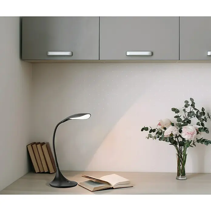 Fischer & Honsel Tischleuchte Nil - 4,5 W, L x B x H: 40 x 17 x 37,5 cm, Schwarz - Elegante Schreibtischleuchte mit schlankem Design, ideal für den Arbeitsbereich. Perfekt für fokussiertes Arbeiten und stilvolle Beleuchtung.