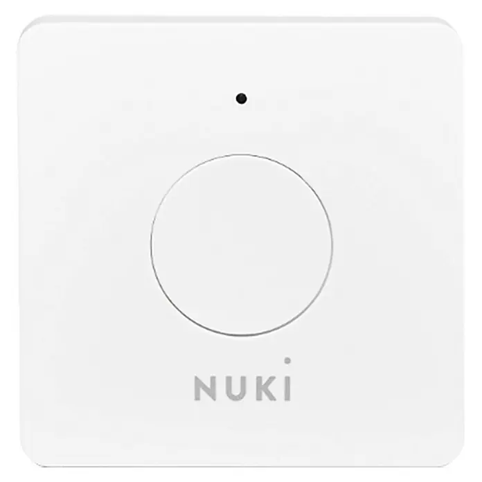 Nuki Elektrischer Türöffner Opener - Passend für: Nuki Smart Lock - Eine Nahaufnahme des Nuki Smart Button. Mit dem Nuki Smart Button lässt sich das Nuki Smart Lock einfach per Knopfdruck steuern.