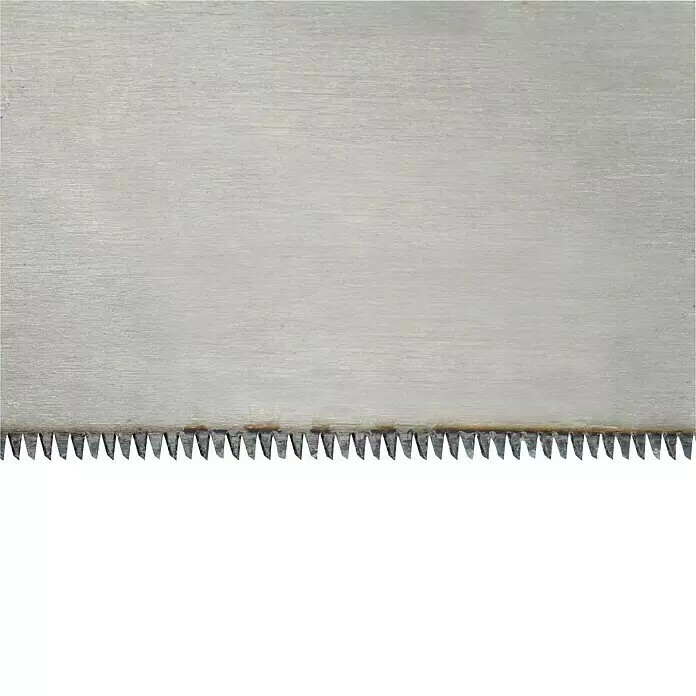 Wisent Japansäge Dozuki - Blattlänge: 250 mm, Material Griff: Bambus - Nahaufnahme eines scharfen, silbernen Metallsägeblattes mit ausgeprägten Zähnen am Rand.