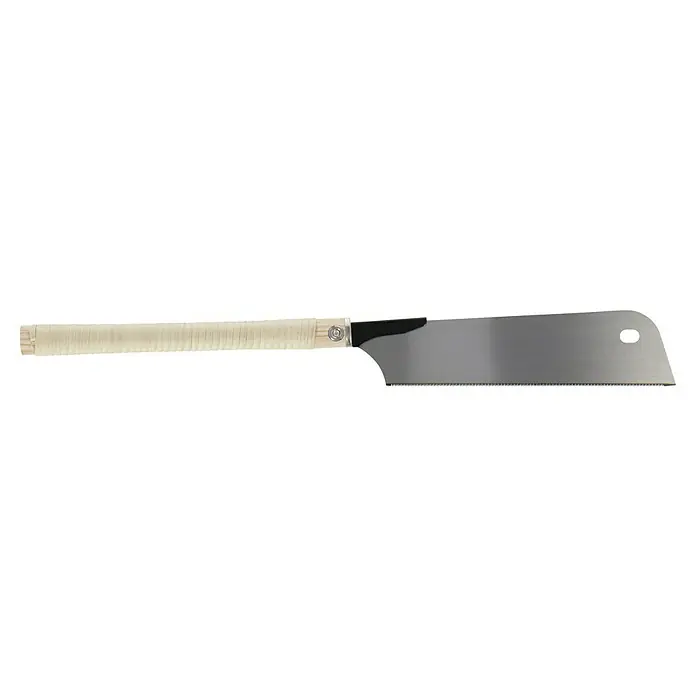 Wisent Japansäge Kataba - Blattlänge: 270 mm, Material Griff: Bambus - Nahaufnahme eines Hackmessers mit hellem Griff und einer silbernen Klinge, das Werkzeug für vielfältige Aufgaben in der Küche.