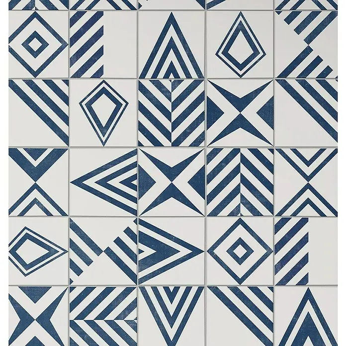 Grosfillex Panel de pared Element 3D Iliade - L x An: 260 x 37,5 cm, Blanco/Azul - Azulejos decorativos con patrones azules y blancos. El diseño es moderno y geométrico, ideal para cocinas o baños.