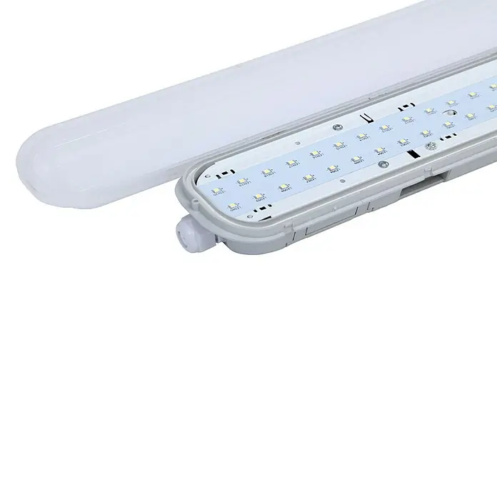 Voltolux LED-Feuchtraumlichtleiste mit Sensor - L x B x H: 60 x 9,2 x 6 cm, Lichtfarbe: Neutralweiß, 24 W, IP65 - Nahaufnahme einer LED-Leuchte mit geöffneter Abdeckung, die ihr Innenleben zeigt.