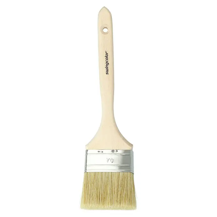 swingcolor Premium Fassadenstreicher - Breite Borsten: 70 mm, Kunststoffborsten, Naturholz - Detailaufnahme eines Swingcolor-Pinsels mit Holzgriff und hellem Borstenkopf, ideal für präzise Anstricharbeiten.