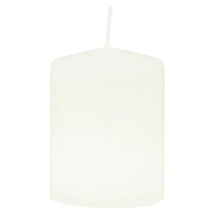 Stumpenkerzen-Set Safe Candle - 4 Stk., Ø x H: 6 x 8 cm, Wollweiß - Nahaufnahme einer weißen Stumpenkerze mit einem dicken Docht, ideal für stimmungsvolle Beleuchtung und als Dekoration.