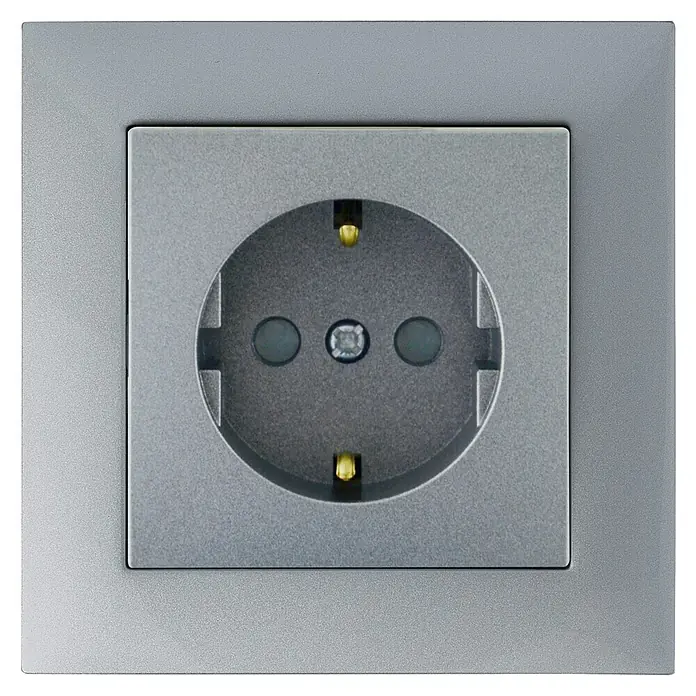 Steckdose Logus - 1-fach, Silbergrau - Nahaufnahme einer grauen Schuko-Steckdose mit Rahmen, die ein modernes und schlichtes Design für den Innenbereich zeigt.