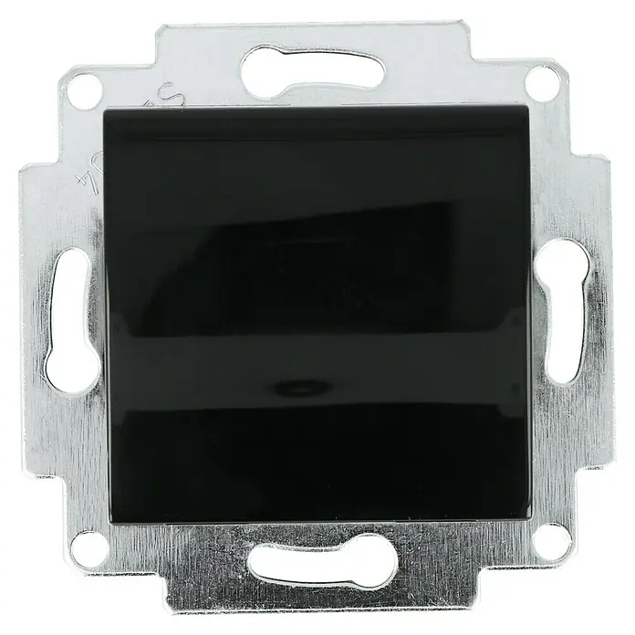 Voltomat ART Kreuzschalter - Schwarz, Kunststoff, 10 A - Nahaufnahme einer schwarzen Schalterabdeckung mit silberner Metallhalterung, die ein modernes und elegantes Design zeigt.