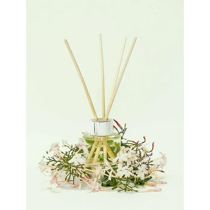 Ceras Roura Vaso con vela - Ø x Al: 7 x 8,5 cm, Jazmín - Difusor de aroma con varillas de madera y flores delicadas. Fragancia aromática para un ambiente agradable, presentado con estilo.