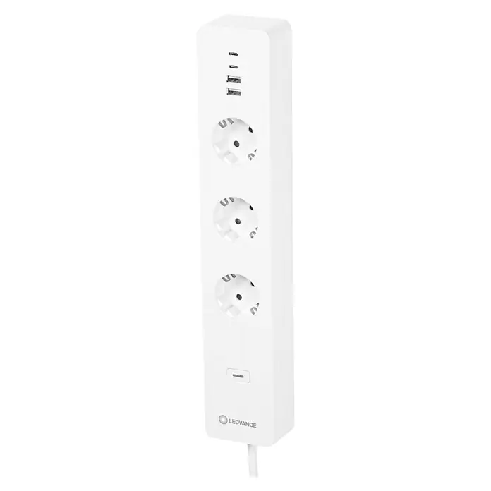 Osram Smart+ Smart-Steckdosenleiste (2. Gen.) - 3-fach, Weiß, Max. Anschlussleistung: 3.680 W, 4 x USB - Das Bild zeigt eine weiße LEDVANCE-Steckdosenleiste mit mehreren USB-Anschlüssen und drei Steckdosen für den Einsatz im Innenbereich.