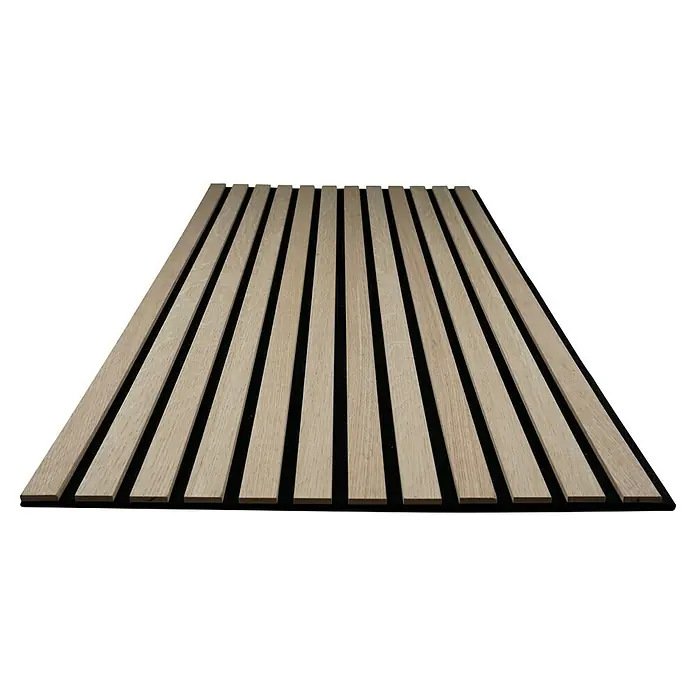Panel acústico decorativo Premium - 120 x 60 x 1,6 cm, Roble natural - Panel de pared de listones de madera con listones de madera de color claro dispuestos sobre un fondo oscuro, perfecto para un diseño interior moderno.