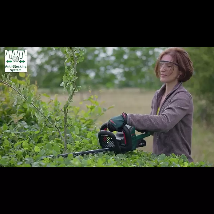 Bosch Power for All 18V Akku-Heckenschere UniversalHedgeCut 18V-55 - 18 V, Li-Ionen, Ohne Akku, Schnittlänge: 50 cm - COMING SOON Bosch | Cordless Brushless Hedge trimmer | UniversalHedgecut 18-55
