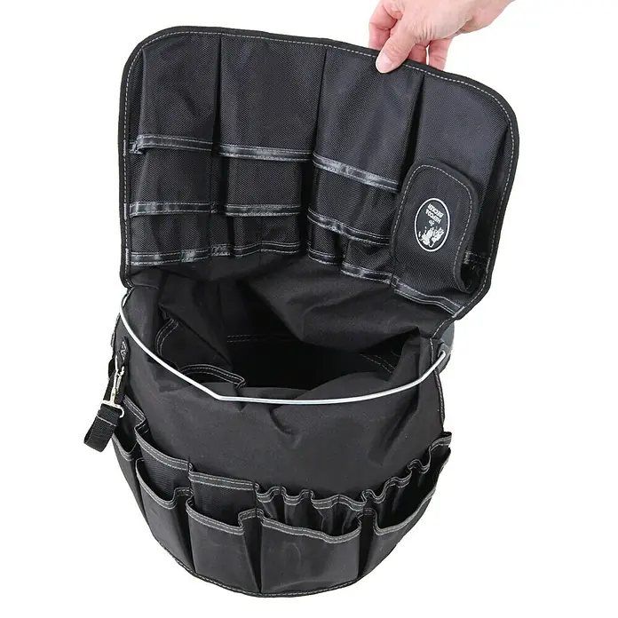 Hepco & Becker Werkzeugtasche Polytex 5860 Eimertasche - Nylon - Die schwarze Werkzeugtasche bietet viel Stauraum mit diversen Fächern. Ideal für Handwerker, die Ordnung lieben und Wert auf Qualität legen.