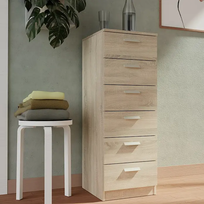 Muebles Pitarch Tibet Cómoda - L x An x Al: 40 x 40 x 110 cm, Roble cambrian, Número de cajones: 6 ud. - La imagen muestra una cómoda alta y estrecha con seis cajones en tono de madera clara, ideal para almacenaje extra.