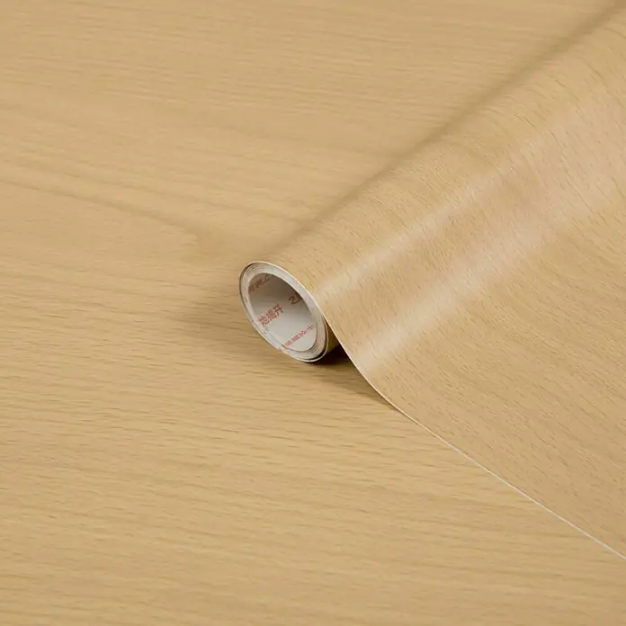D-c-fix Lámina adhesiva efecto madera - An x L: 45 cm x 2 m - Primer plano de un rollo de film decorativo con vetas de madera, ideal para renovar muebles y superficies.