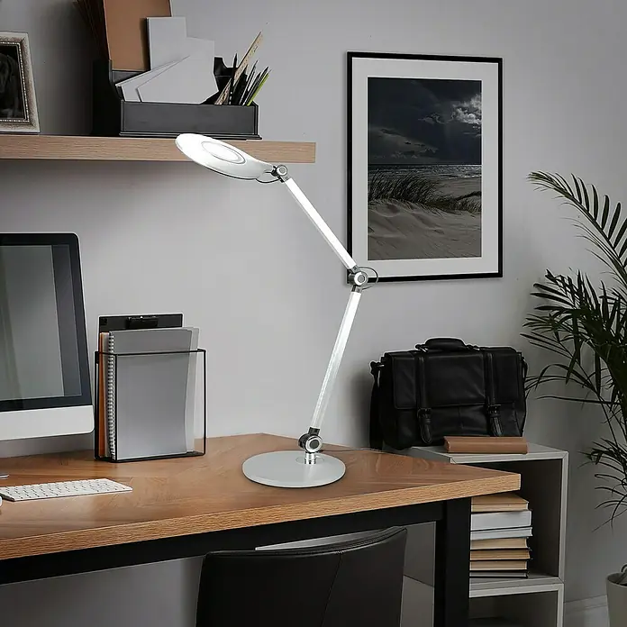 Brilo LED-Tischleuchte Office - 7 W, Ø x H: 20 x 74 cm, Silber, Warmweiß - Tischleuchte mit verstellbarem Arm für den Schreibtisch. Moderne, silberfarbene Lampe für angenehmes Licht beim Arbeiten oder Lesen.