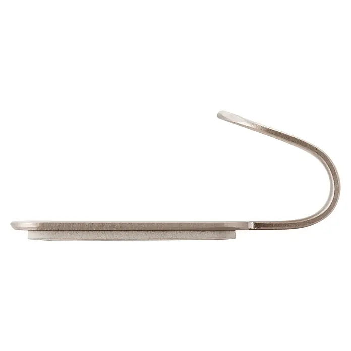 Siro Handtuchhaken SK 2178/ZN4K - L x B x H: 30 x 41 x 16 mm, Anzahl Haken: 1 Stk., Vernickelt matt - Nahaufnahme eines silbernen Hängehakens mit flacher Basis und gebogener Oberseite, ideal zum Aufhängen von Gegenständen.