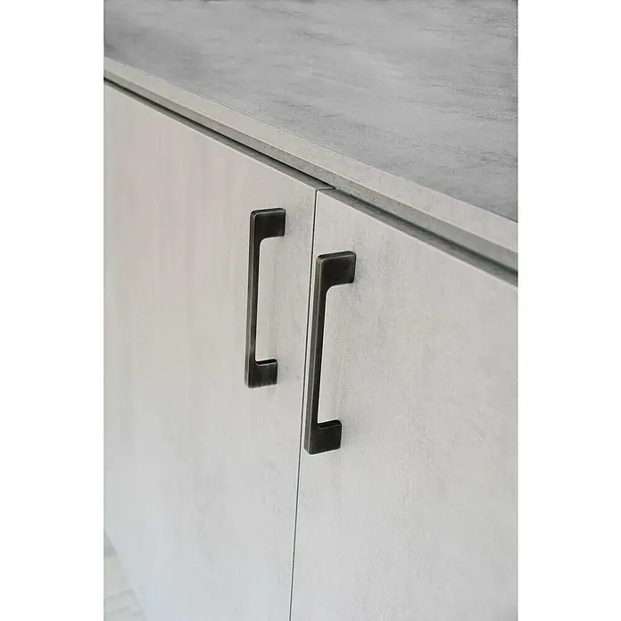 Siro Möbelgriff - Typ Möbelgriff: Bügel, Sonstige, Sonstige, Anthrazit, Länge: 172 mm - Nahaufnahme von modernen Küchenschränken mit eleganten, dunklen Griffen, die das schlichte Design ergänzen.