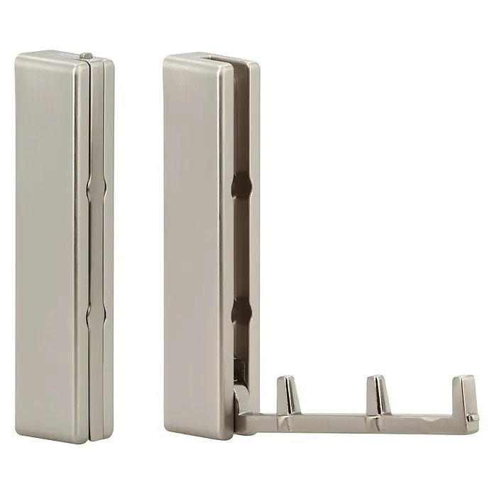 Siro Kleiderlüfter - Edelstahl, Klappbarer Haken - Bild von einem Wandhaken aus Metall in gebürstetem Nickel. Der Haken ist zur platzsparenden Aufbewahrung einklappbar.