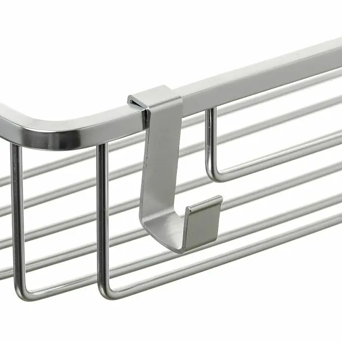 Tatay Aluminium Cesta de baño - 13,5 x 28 x 60 cm, Aluminio, Cromo - Vista detallada de una cesta de ducha plateada con ganchos para colgar en una barra de ducha.