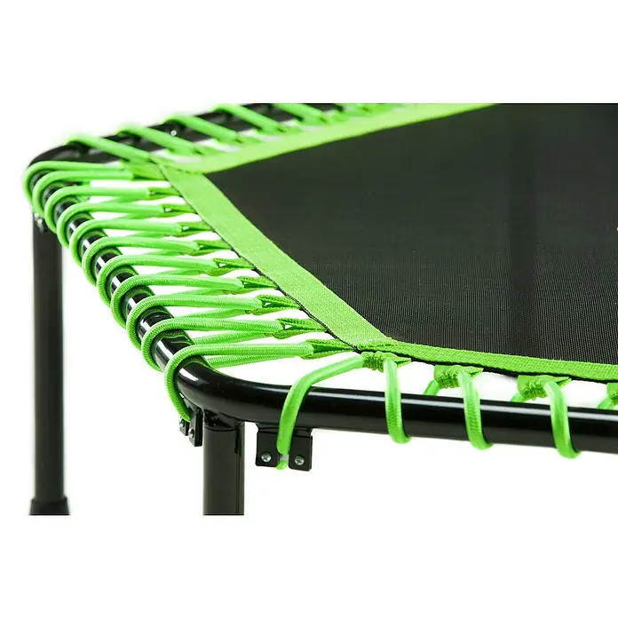 Salta Trampolin Fitness - Durchmesser: 140 cm, Grün - Nahaufnahme eines Fitnesstrampolins mit schwarzen Rahmen und grünen Seilen, ideal für das Training zu Hause.