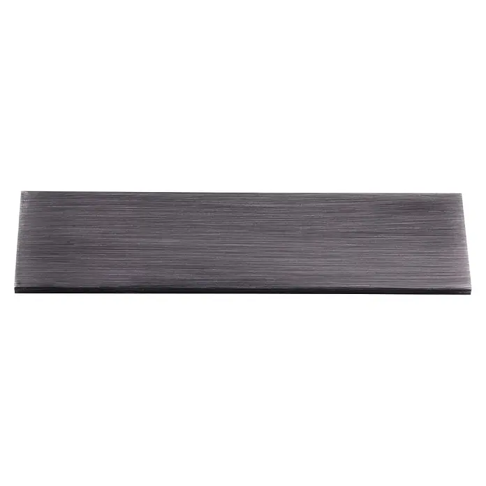 Siro Möbelgriff - Typ Möbelgriff: Bügel, Aluminium, Sonstige, Eisenfarbig, Länge: 145 mm - Graue, rechteckige Kohlefaserplatte mit subtilen linearen Texturen, die ein elegantes, modernes Aussehen verleihen.