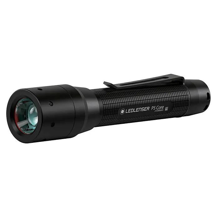 Ledlenser Taschenlampe P5 Core - 15 lm - 150 lm, IP44 - Schwarze Ledlenser P5 Core Taschenlampe mit Clip, ideal für den täglichen Gebrauch und Outdoor-Aktivitäten. Kompakt, robust und zuverlässig.