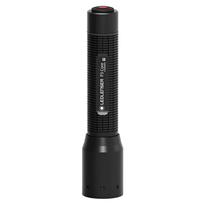 Ledlenser Taschenlampe P3 Core - 15 lm - 90 lm, IP54 - Schwarze Ledlenser P3 Core Taschenlampe mit markanter Struktur und rotem Knopf.