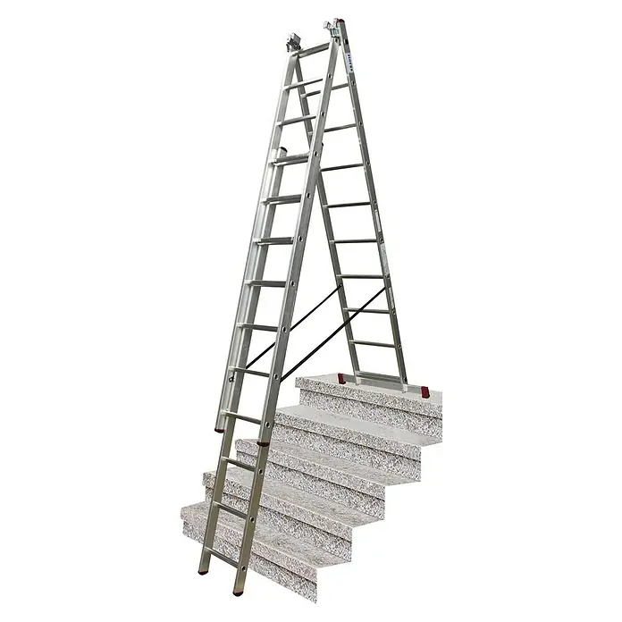 Krause Corda Mehrzweckleiter - Anzahl Tritte: 30 Stk., Arbeitshöhe: 7 m, Belastbarkeit: 150 kg, Aluminium, Treppengängig - Das Bild zeigt eine Leiter der Marke Krause, die auf einer Treppe steht. Die Leiter ist aus Aluminium gefertigt und hat mehrere Sprossen.