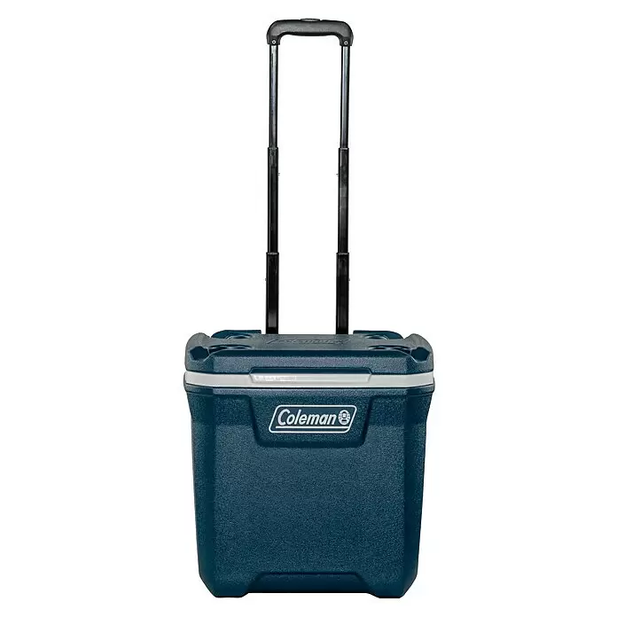 Coleman Nevera de camping 28QT Xtreme™ - 31 x 43 x 47 cm, Azul, 26,5 l - Nevera Coleman azul oscuro con asa telescópica negra completamente extendida.