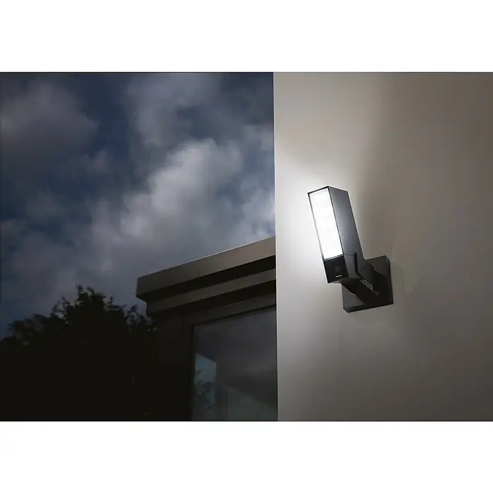Netatmo Cámara de vigilancia Inteligente - Negro, Ángulo de detección: 100 °, Alcance de detección: 15 m - La moderna lámpara de pared con cámara integrada brinda seguridad e iluminación para exteriores. El diseño elegante se integra perfectamente.