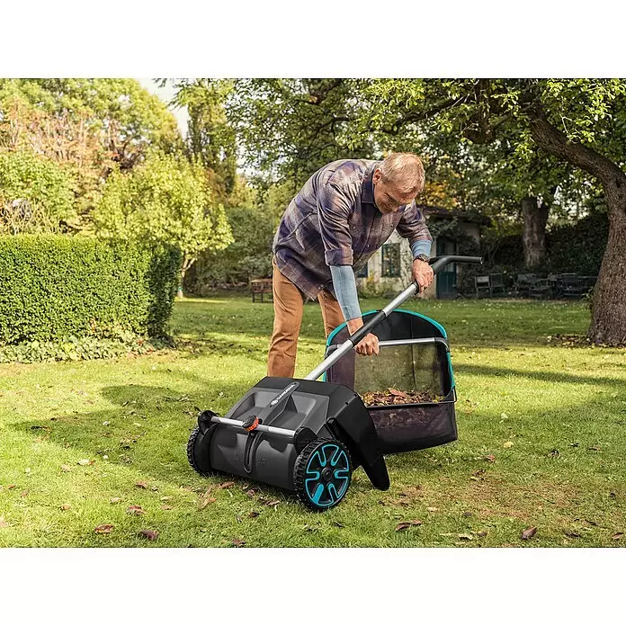 Gardena Laubsammler - 73 x 40 x 45 cm - Anwendungsbeispiel