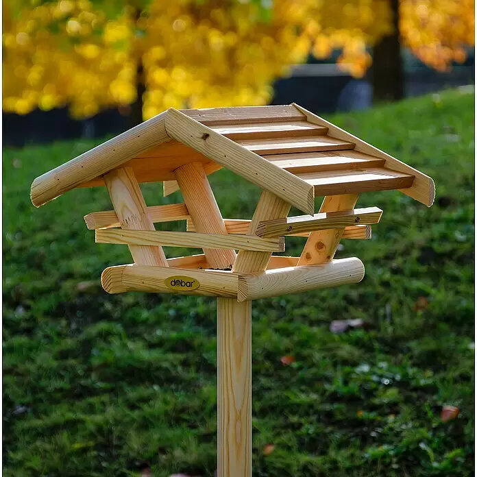 Dobar Vogelhaus Bernie Bernstein - 44 x 44 x 101 cm, Holz, Braun - Vogelhaus aus Naturholz auf einem Pfahl zum Füttern von Wildvögeln im Freien.