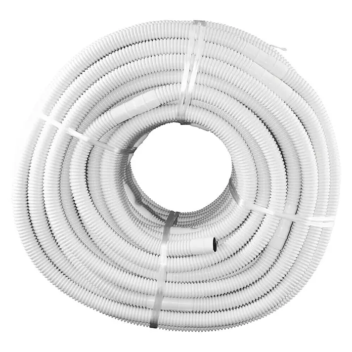 ZimaKlima Tubo flexible doble capa - Largo: 10 m, Plástico, Blanco - Manguera de PVC flexible blanca enrollada, asegurada con cinta transparente, sobre un fondo negro.