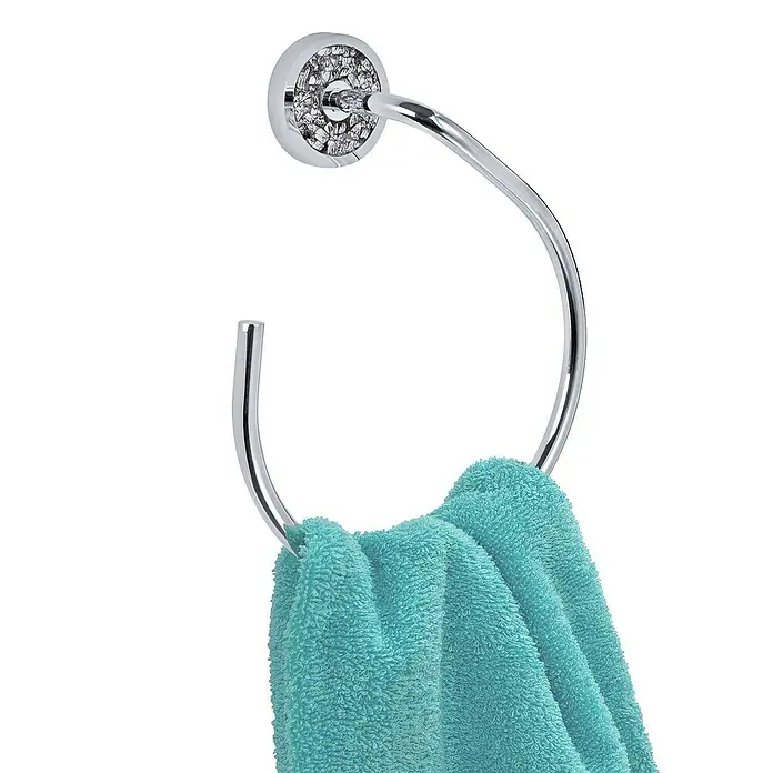 Toallero de anilla Mosaico - Cromado/Gris, Brillante - Un elegante toallero cromado con detalles brillantes y una toalla azul claro. Ideal para cualquier decoración de baño.