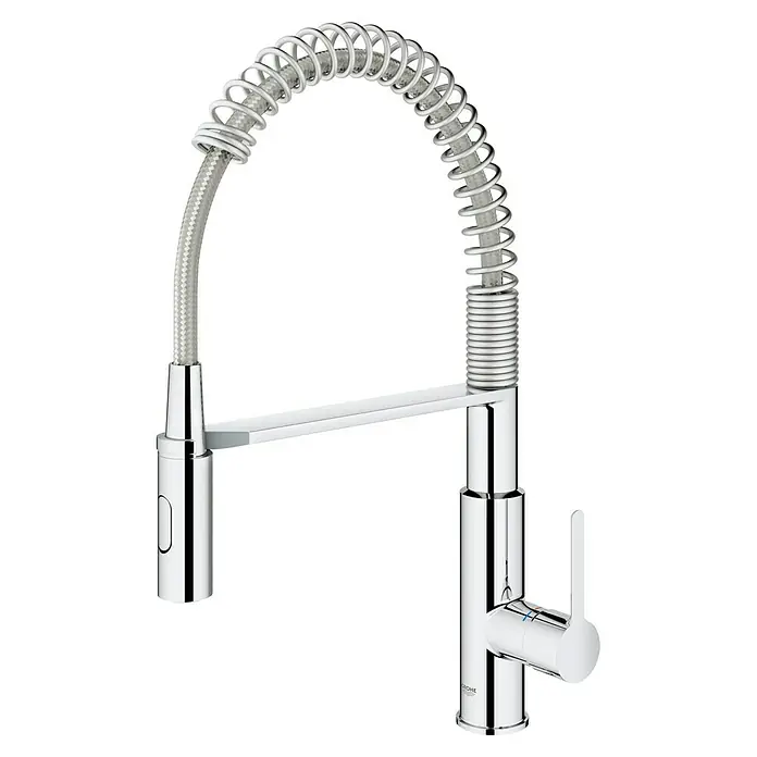 Grohe QuickFix Get Grifo de cocina profesional - Cromo, Brillante - Esta imagen muestra un grifo de cocina Grohe con un rociador extraíble en espiral. Su diseño elegante y el acabado cromado aportan una elegancia moderna.