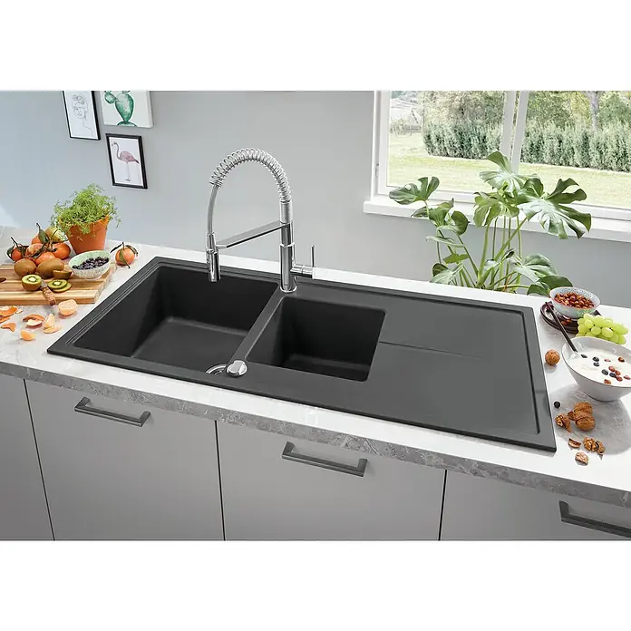 Grohe QuickFix Get Grifo de cocina profesional - Cromo, Brillante - Fregadero doble negro con escurridor y grifo alto. Un fregadero de cocina moderno hecho de material robusto para el uso diario.