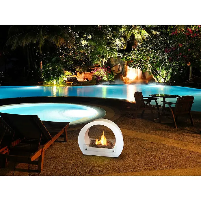 Purline Chimenea de bioetanol Saturn - L x An x Al: 17,5 x 64 x 51,5 cm, Blanco - Área exterior atmosférica con una moderna chimenea de bioetanol redonda, que proporciona calor junto a la piscina y las tumbonas.