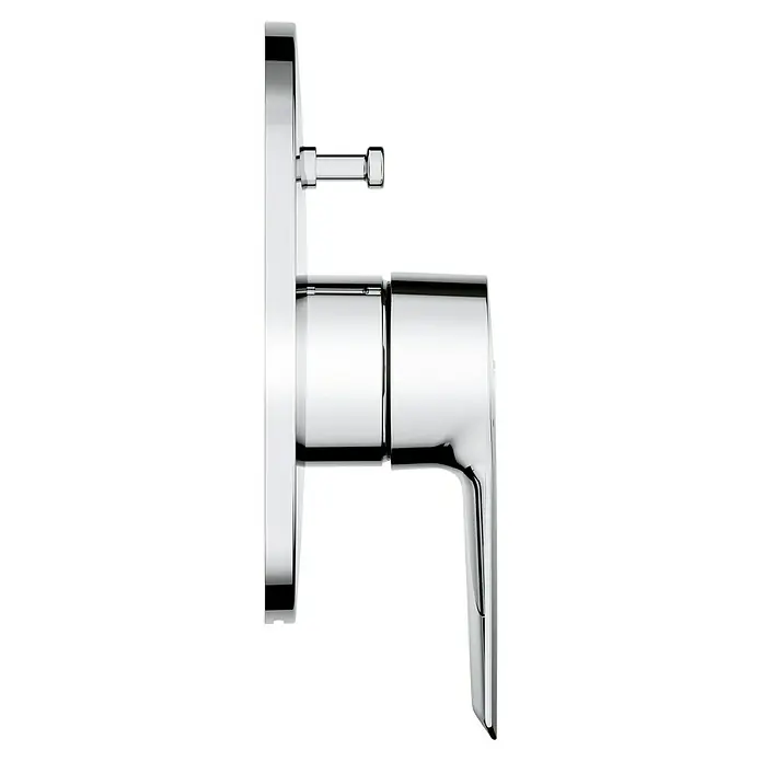 Grohe Start Grifería empotrada de ducha 2 vías - Cromo, Brillante - Primer plano de un grifo mezclador cromado brillante, capturado desde una vista lateral.