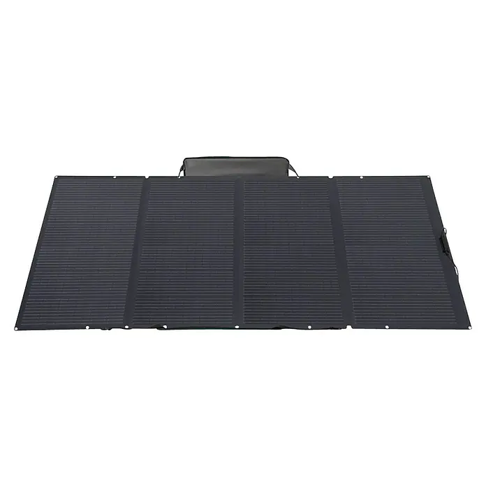 EcoFlow Panel solar Plegable - Potencia máx.: 400 W, L x An x Al: 236,5 x 105,8 x 2,5 cm - Esta imagen muestra un panel solar portátil. El panel es rectangular, negro y tiene una superficie acanalada para la máxima captación de energía.